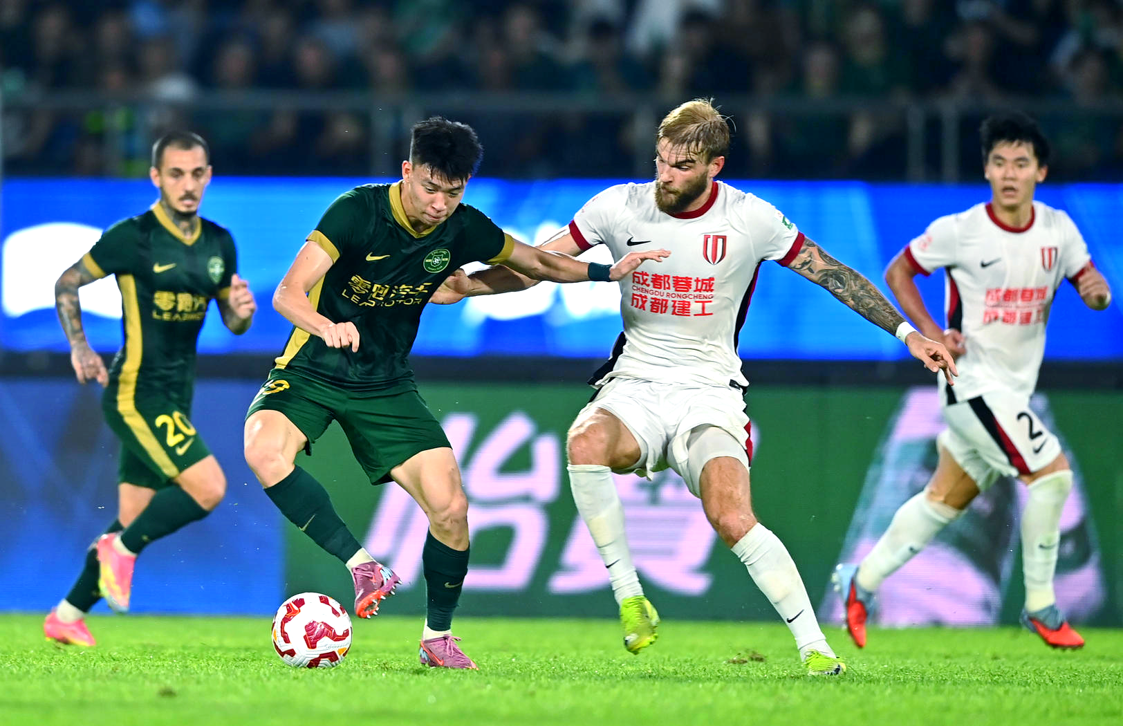 中超赛程吃紧，巴黎圣日耳曼清晨再遭质疑，底气十足，球探报告显示潜力的简单介绍