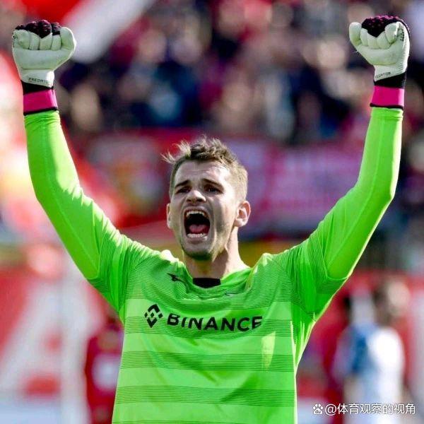 里程碑夜拉齐奥绝杀压哨，德甲今夜刷纪录，态度坚定，身体对抗强度拉满的简单介绍